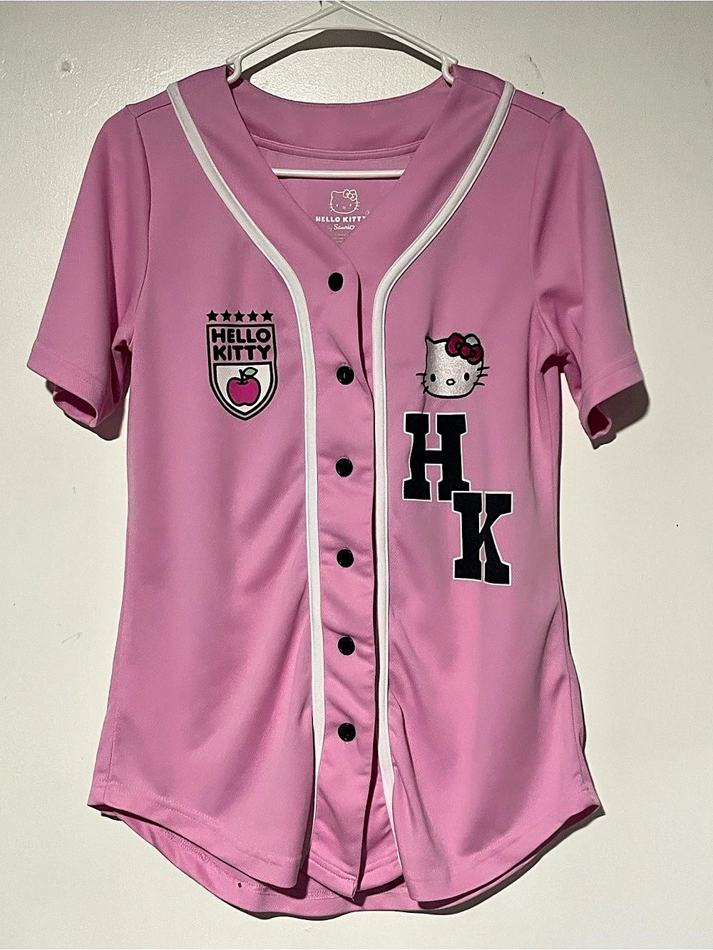 Hello Kitty HK Hybrid jersey Pink Jersey Size Medium Like New